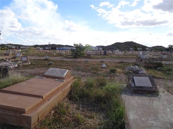 Mount Isa Sunset Lawn Cemetery (27/05/2014)
