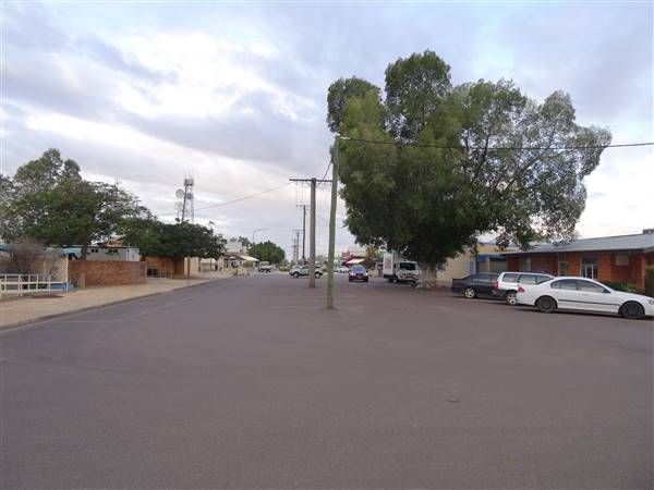 Longreach Township (8/07/2015 - Credits: Neil McGegor)