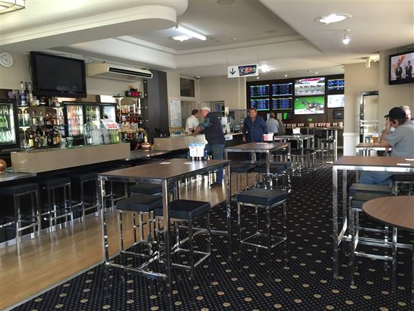 Beaudesert Hotel (31/07/2015 - Credits: Neil McGregor)