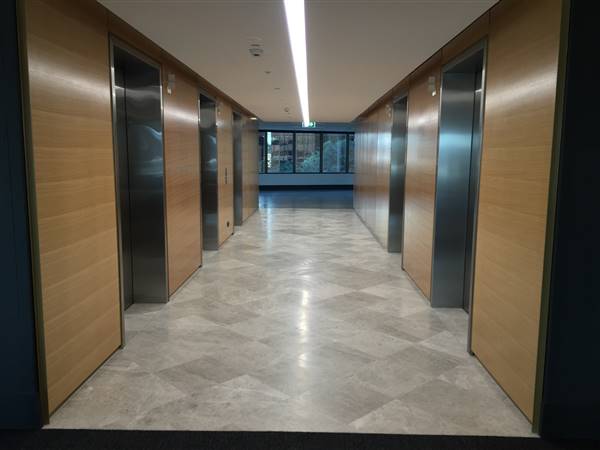 Eagle Street Lobby - Downtown Brisbane (1/04/2016)
