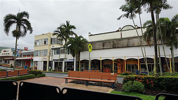 Innisfail - Streetscapes (1/11/2019 - Credits: Karen Jones)