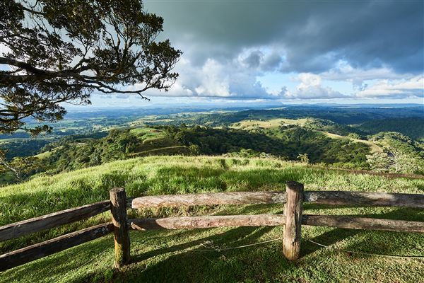 Millaa Millaa Lookout (5/12/2022 - Credits: John de Rooy, Atherton Tableland Photography)