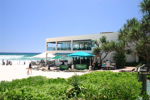 Burleigh Heads - Beach & Surf Club area (24/11/2008)
