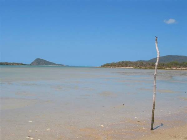Dingo Beach (1/10/2007)