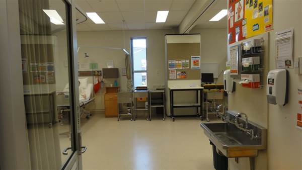 Hospital Wards & Nurses Stations - School of Pharmacy and Medical Sciences, Griffith University (2/09/2013)