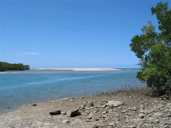Mossman River Mouth (1/10/2007)