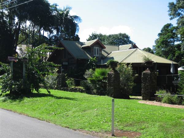Mt Glorious (11/05/2006)