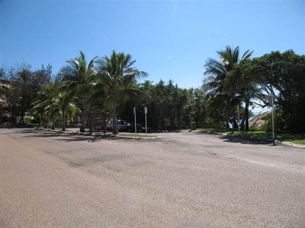 Rose Bay (Bowen) (8/11/2006)
