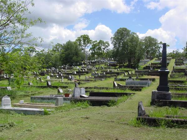 Toowong Cemetery (14/02/2005)