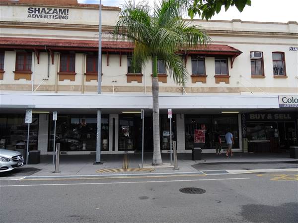 Cnr Logan Rd & Jurgens St (24/01/2014 - Credits: Angus Ledgerwood)
