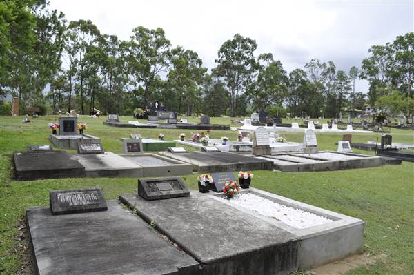 Nerang Cemetery (29/01/2014)
