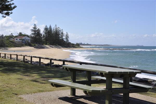 Moffat Beach (12/03/2015 - Credits: Angus Ledgerwood)