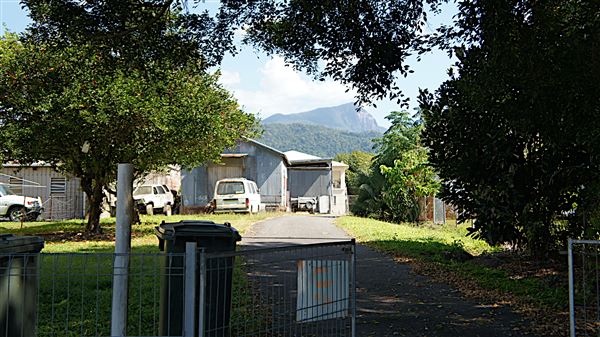 Mossman - Township (4/11/2019 - Credits: Karen Jones)