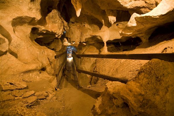 Capricorn Caves (1/06/2020 - Credits: Tourism & Events Queensland)