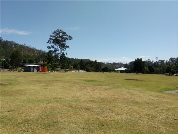 Parkland on the River - Colleges Crossing Recreation Reserve (20/09/2021 - Credits: Kathryn Metcalfe)
