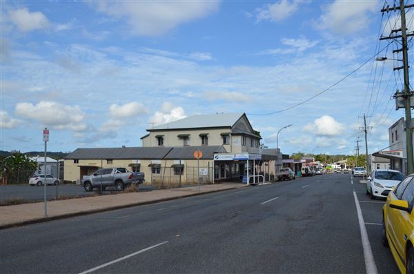 Sarina - Township (27/10/2021 - Credits: Kathryn Metcalfe)