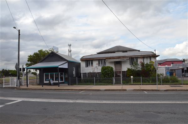 Sarina - Township (27/10/2021 - Credits: Kathryn Metcalfe)