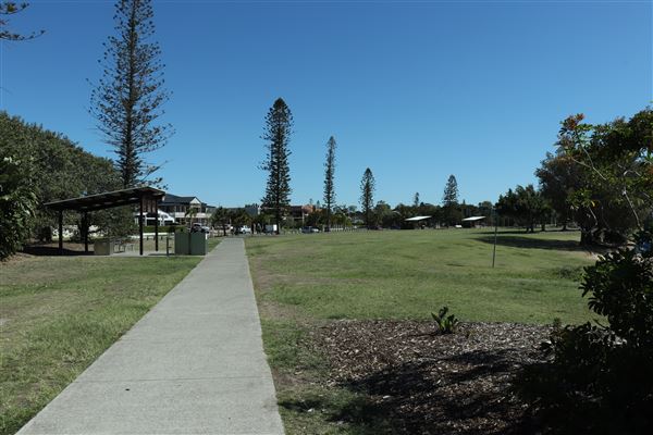 Raby Bay - Foreshore Park (8/05/2023 - Credits: Screen Queensland)