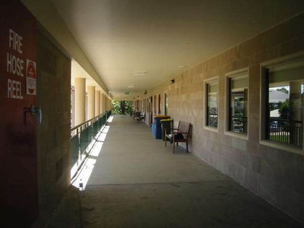 Somerset College - Primary and Secondary School (2/09/2013)