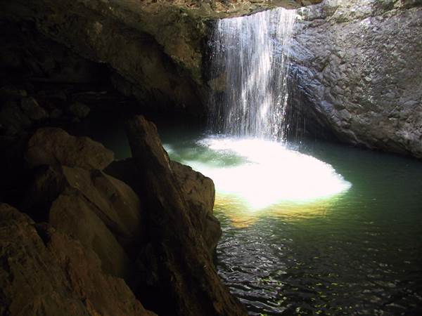 Natural Bridge (Arch & Waterfall) (27/07/2009)