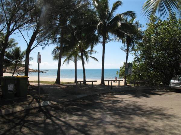 Rose Bay (Bowen) (8/11/2006)