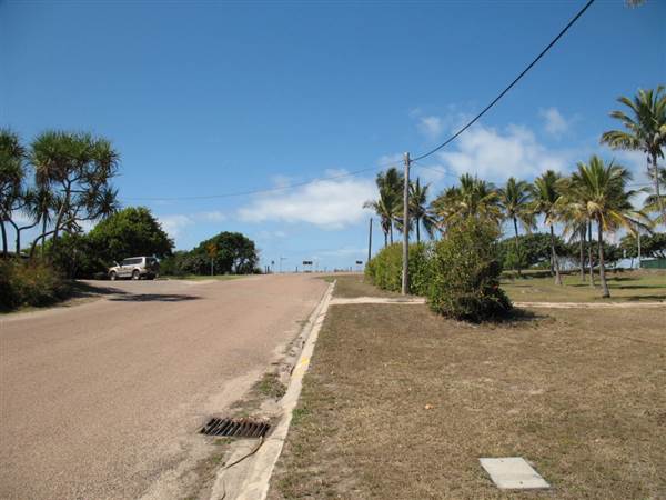 Rose Bay (Bowen) (8/11/2006)