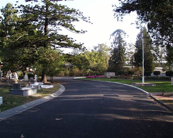 Toowong Cemetery (14/02/2005)