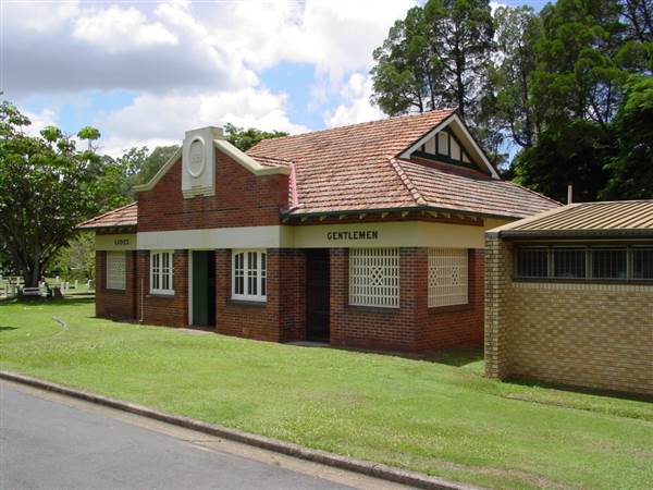 Toowong Cemetery (14/02/2005)