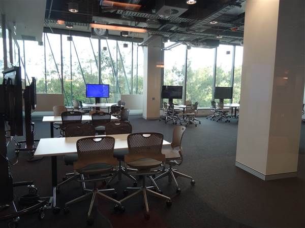 QUT Garden Point - Science & Engineering Centre - Interior