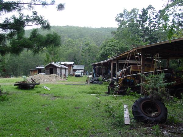 The Backlot, Bonogin - Overview (14/02/2005)