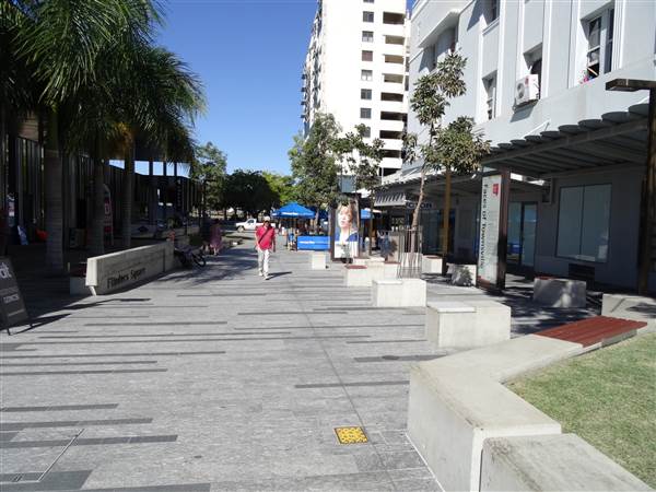 Townsville - Cnr Flinders & Stokes Sts (26/06/2014 - Credits: Angus Ledgerwood)