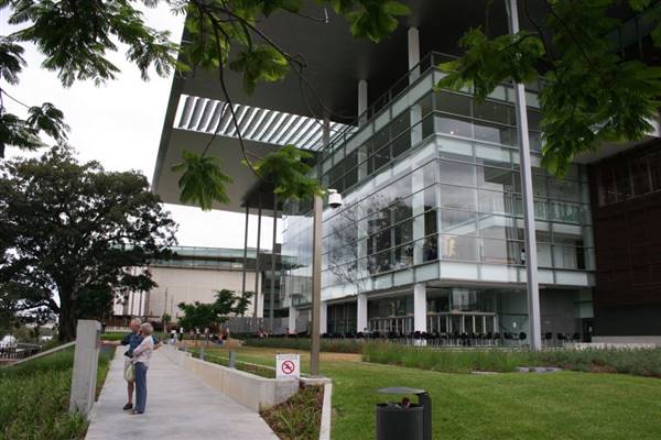 Gallery of Modern Art (GOMA) - EXTERIORS (23/09/2016)
