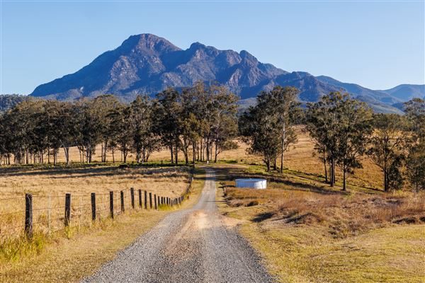 Barney Creek Vineyard Cottages (15/05/2023 - Credits: Craig English Photography, Orange Schmorange)