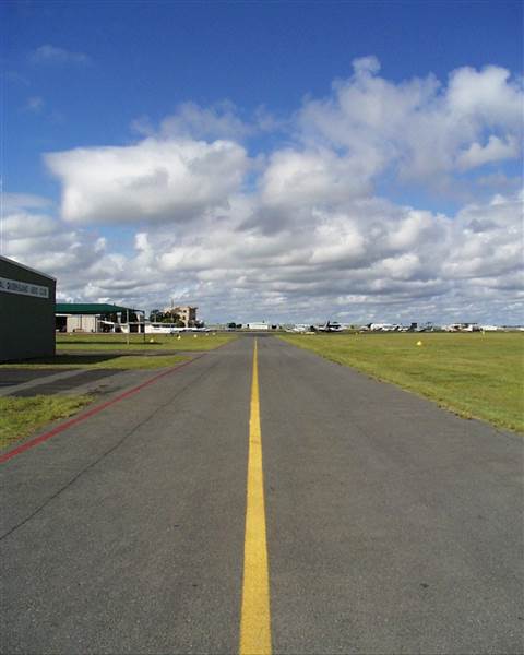 Archerfield Airport (24/12/2002)