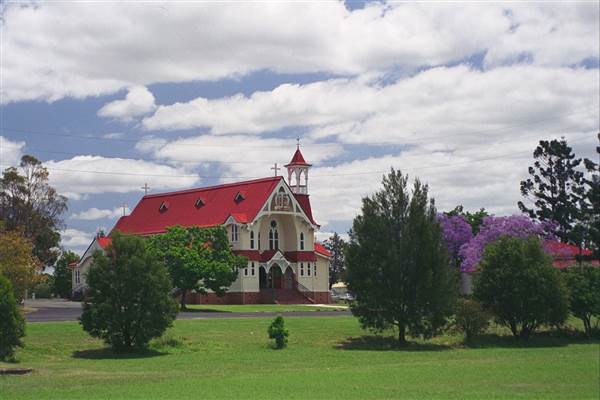 St Mary's Catholic Church & School (24/12/2002)