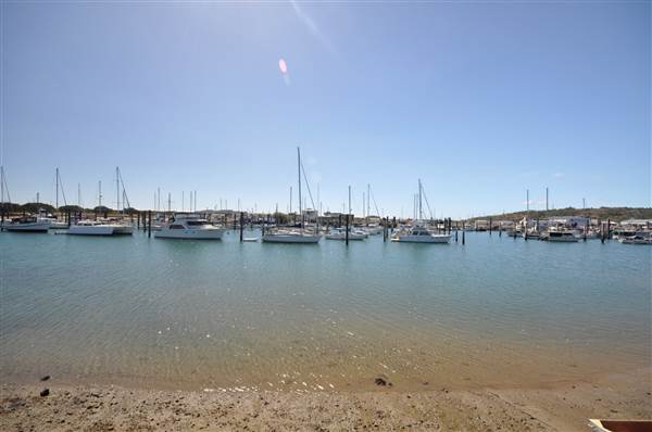 Bowen Marina (22/07/2014 - Credits: Angus Ledgerwood)