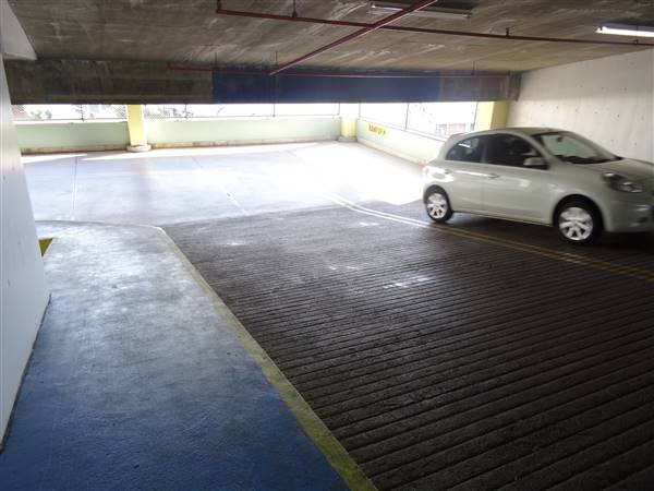 Ipswich Health Plaza Parkade (24/06/2015)