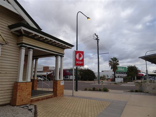 Longreach Post Office (10/07/2015)