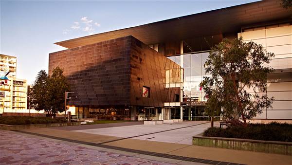 Gallery of Modern Art (GOMA) - EXTERIORS (23/09/2016)