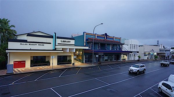 Innisfail - Streetscapes (1/11/2019 - Credits: Karen Jones)