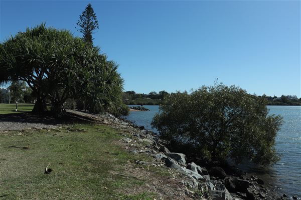 Raby Bay - Foreshore Park (8/05/2023 - Credits: Screen Queensland)