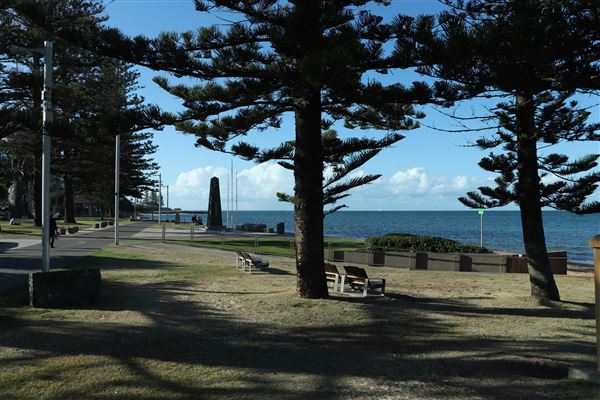 Redcliffe Pier (11/05/2023 - Credits: Screen Queensland)