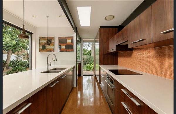 Petersen House - Mid-Century Modern (1/03/2025 - Credits: realestate.com.au)